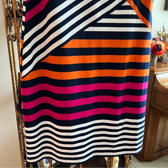 Alyx Ladies Sheath Dress - Picture 3 of 7